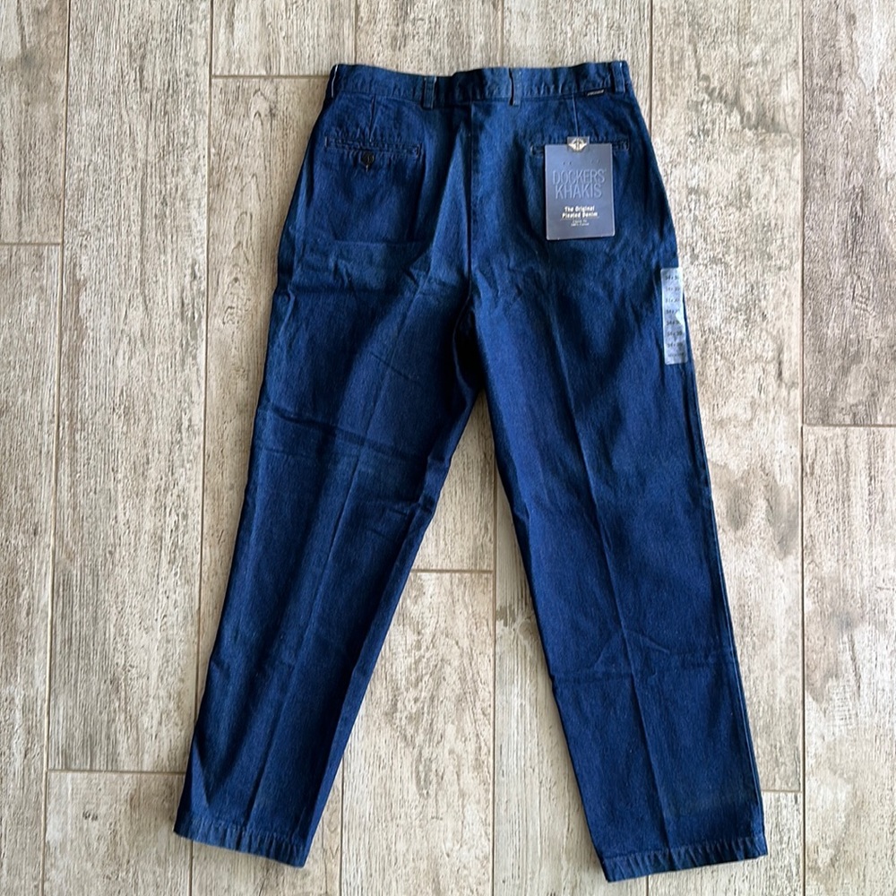 Dockers Pleated Jean 34W x 30L
